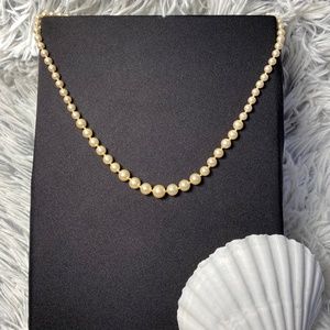 Vintage Classic Pearl Necklace